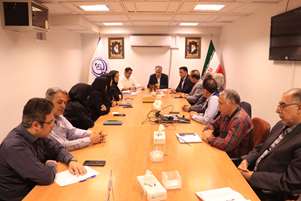 نخستین نشست شورای مدیران معاونت درمان دانشگاه علوم پزشکی شیراز در سال 1404