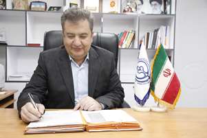 قدردانی معاون بهداشت دانشگاه علوم پزشکی شیراز از خدمات تلاشگران حوزه بهداشت در ایام نوروز 1404